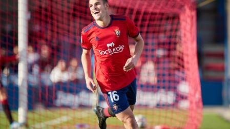 El delantero del Promesas Joel Rodríguez celebra uno de sus tres goles ante el Ardoi