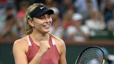 Paula Badosa celebra uno de los tantos ante Leylah Fernandez en Indian Wells