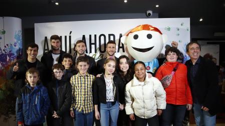 Asistentes a la presentación de la película en los cines Golem Baiona