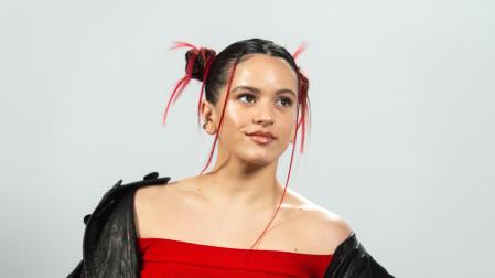 Rosalía posa durante la presentación de 'Motomami'