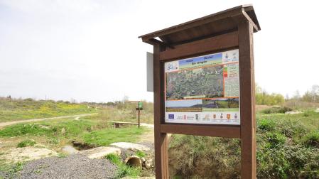 Un tramo del camino fluvial, a su inicio por el término municipal de Santacara
