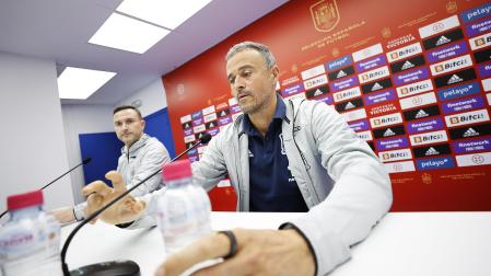Rueda de prensa del seleccionador nacional, Luis Enrique, antes del choque en Riazor contra Islandia