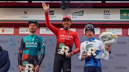 Imágenes del Gran Premio Miguel Induráin celebrada en Navarra este sábado.