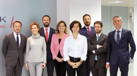 El equipo de profesionales especializados en servicios financieros y gestión de inversiones de Andbank en Pamplona
F: 12-03-2019
T: EQUIPO DE BANCA PRIVADA DE ANDBANK
SUPLEMENTO BANCA PRIVADA