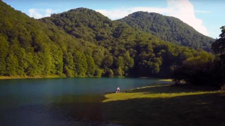 Un fotograma del vídeo promocional de la campaña 'Navarra, Otro Turismo'
