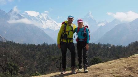Ignacio Barrio y Uxue Murolas ya han alcanzado Namche Bazar en su aproximación al Everest y al Lhotse