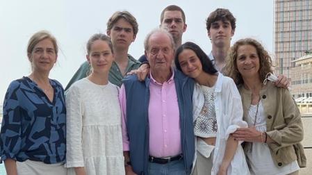 El Rey emérito, acompañado de su familia en Abu Dabi
EUROPA PRESS
15/04/2022