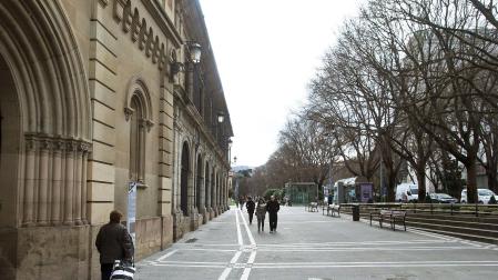 Aspecto exterior de la iglesia de San Lorenzo, donde hace unos días se produjo la agresión a una persona indigente