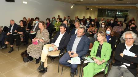 Asistentes a la presentación del anuario ‘Alimentos DNavarra’ celebrada este viernes en la Ciudad Agroalimentaria de Tudela (CAT)