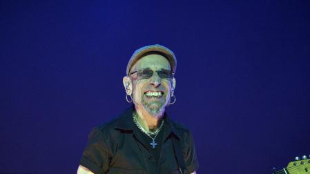 Concierto de Fito y los Fitipaldis en el Navarra Arena