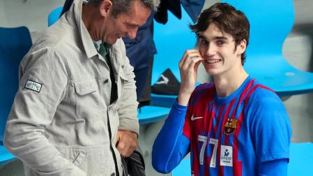 Iñaki Urdangarin acudió a la Catedral para ver a su hijo Pablo, jugador del FC Barcelona, contra Helvetia Anaitasuna