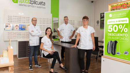 El equipo de Ópticas Azpilicueta