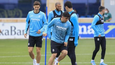 Los jugadores del Villarreal, en el entrenamiento de este lunes