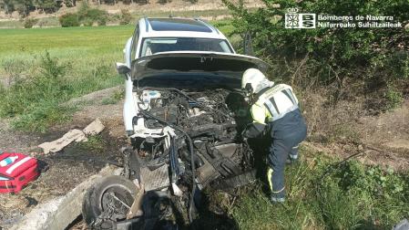Bomberos del parque de Tudela han atendido el accidente