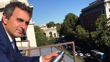 La trayectoria profesional de Carlos Rodríguez incluye importantes premios en campeonatos de coctelería