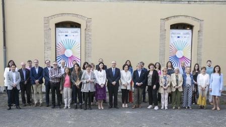 La Sala de Armas de la Ciudadela ha acogido el acto de la firma de las adhesiones Pacto Local por el Desarrollo de Agenda Urbana de Pamplona