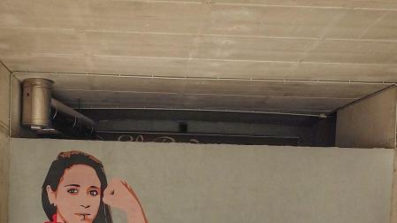 Mural de LKN dedicado a Mai Garde