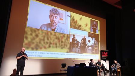 Debate sobre la cultura como motor de innovación y cambio social en Alsasua