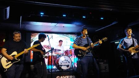 'Nuevos hobbies', durante su concierto