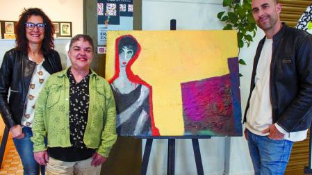 De izda. a dcha: Katrin Guinea (Geltoki), Myriam Gómez García (Gizakia Herritar) y Mikel Belascoain..