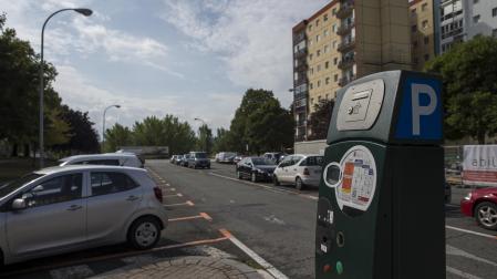 Un parquímetro en una calle de Pamplona