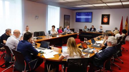 Reunión de la Comisión de Presidencia, Igualdad, Función Pública e Interior este martes en el Parlamento foral