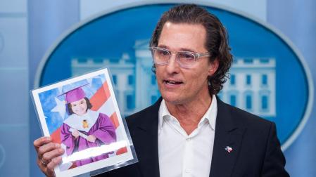 El actor Matthew McConaughey durante su intervención en la Casa Blanca hablando sobre los niños fallecidos en la masacre de la escuela de Texas