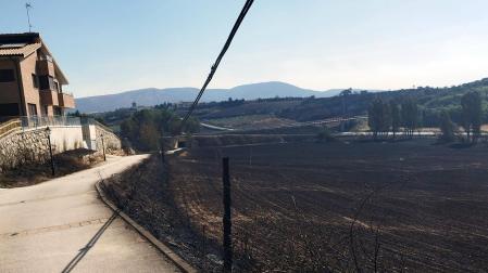 El fuego llegó muy cerca de las viviendas Obanos