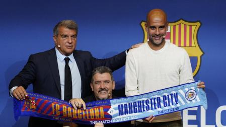 Laporta, Unzué y Guardiola, en la presentación del partido