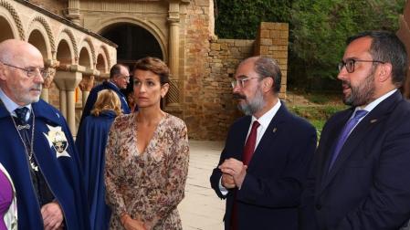 Javier Lambán, junto a María Chivite y Javier Remírez, en el acto de homenaje a los reyes de Pamplona y Aragón celebrado este domingo en el Monasterio de San Juan de la Peña