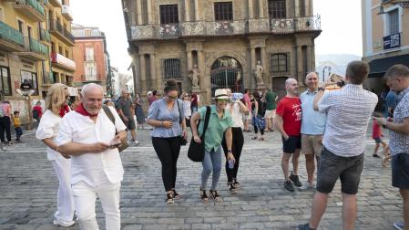 Algunos ya se vistieron de blanco la víspera