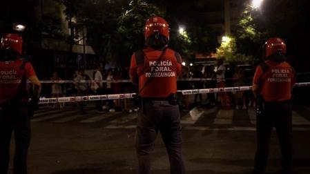 Imagen de un agente de Policía Foral, durante un dispositivo estos sanfermines