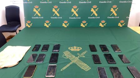 Móviles recuperados por la Guardia Civil