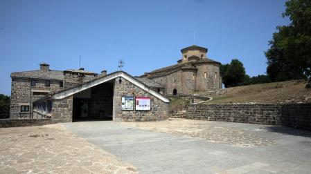 Bendición de San Miguel de Aralar a los niños