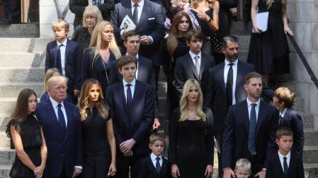 La familia Trump, unida en el funeral de Ivana