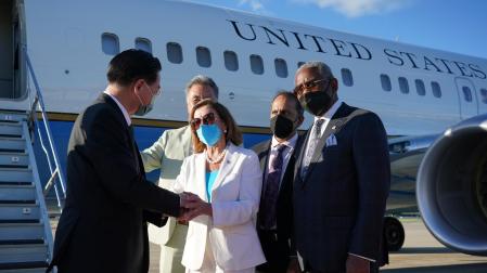Nancy Pelosi, momentos antes de dejar Taiwán este miércoles