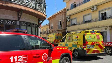 Vehículos de los servicios de emergencia, en el lugar del suceso