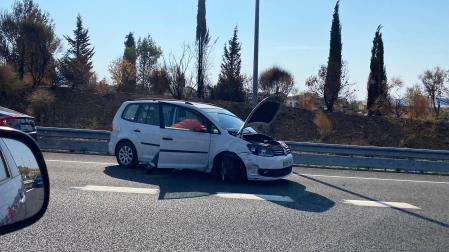 Uno de los vehículos implicados en la colisión en Legarda