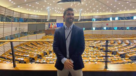 Íñigo Lizarraga en la sede del Parlamento Europeo