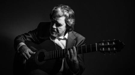 El guitarrista sevillano Rafael Riqueni estrenará el balcón del Palacio de Navarra el próximo miércoles a las 22.30 horas