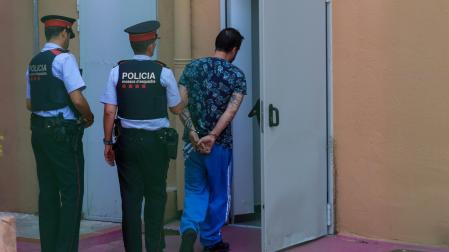 El conductor detenido por e atropello múltiple durante su traslado a los juzgados de Rubí para comparecer ante la juez