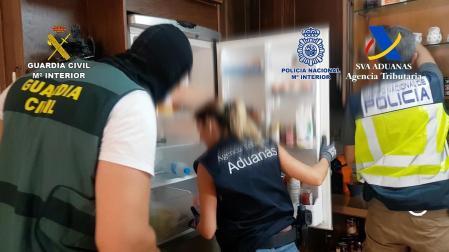 Operación en Madrid e Ibiza con 42 detenidos por introducir grandes cantidades de droga desde puertos españoles