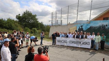 Homenaje a la Guardia Civil en Alsasua