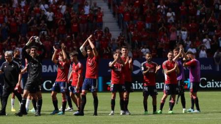osasuna-aplaude-aficion