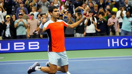 Alcaraz celebra su victoria ante Sinner en el US Open