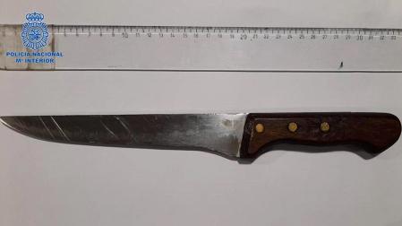 Foto del cuchillo incautado por la Policía Nacional