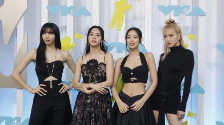 Las integrantes de Blackpink en la alfombra roja de los MTV