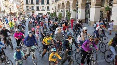 Participantes en el Reto +100 en bicicleta por udela