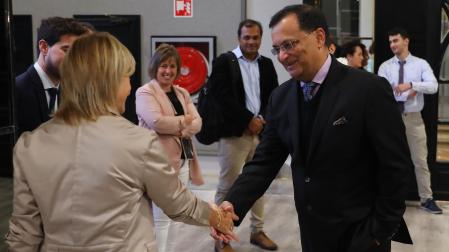 El embajador de India, Dinesh Patnaik, en el encuentro empresarial celebrado en el hotel Tres Reyes