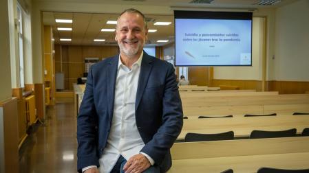 Javier Elcarte López, neuropsicólogo, ayer, durante el curso de verano de UNED y Fundación Ilundáin